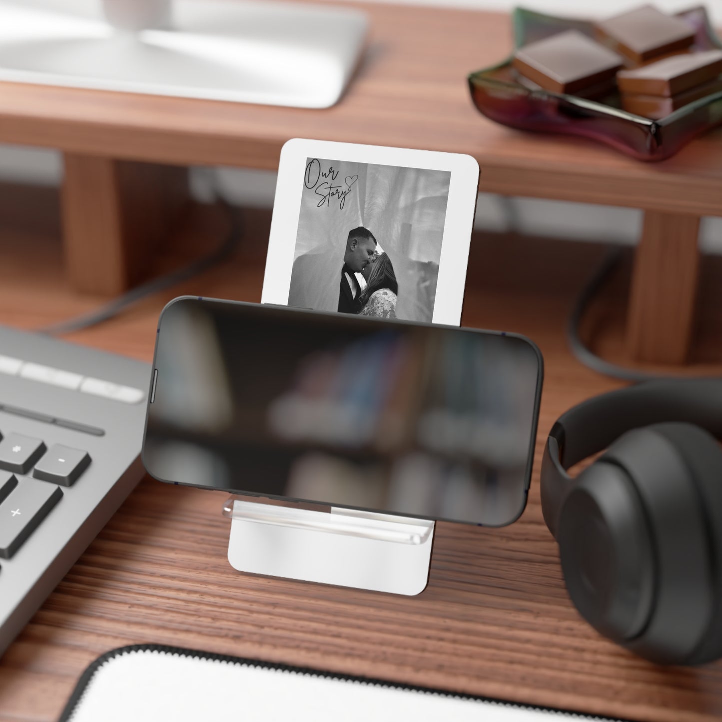 Phone Display Stand | Love Is In The Air Custom Name/Date