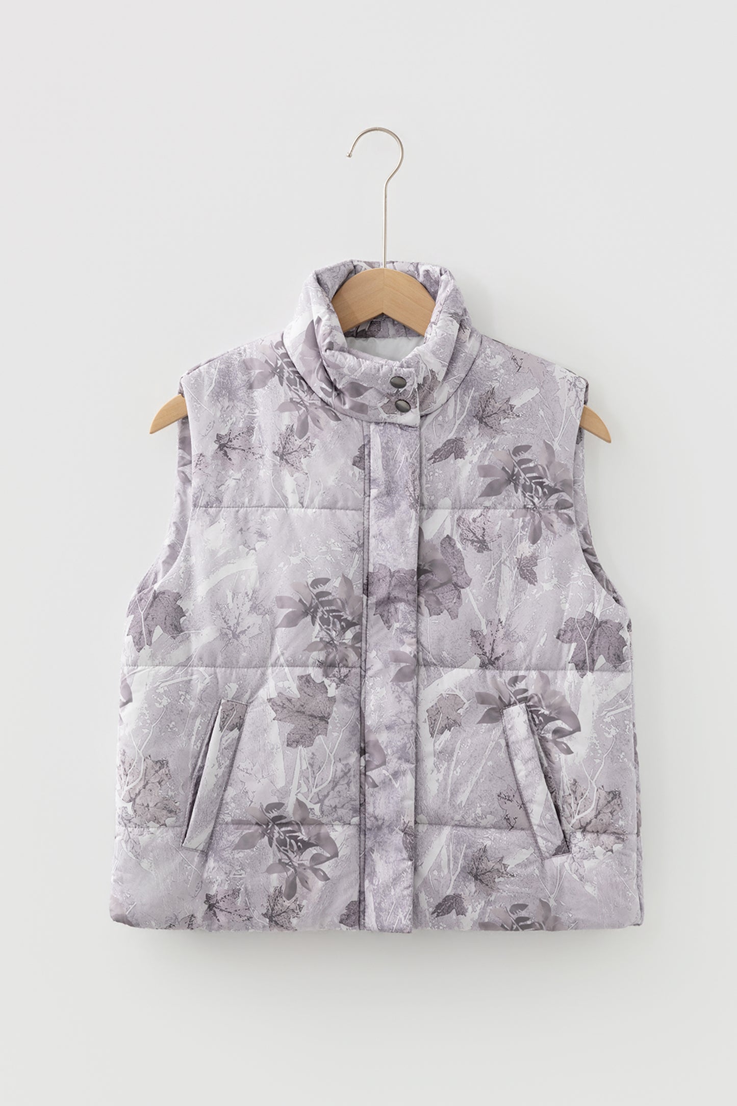 Camo Leaf Print Puffer Vest