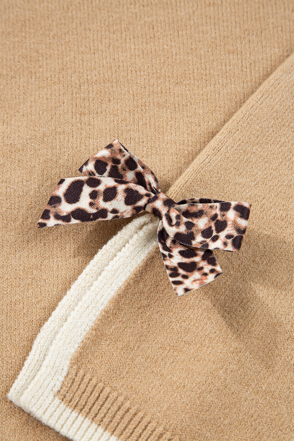 Leopard Bow Decor Split Cuff Contrast Trim Sweater