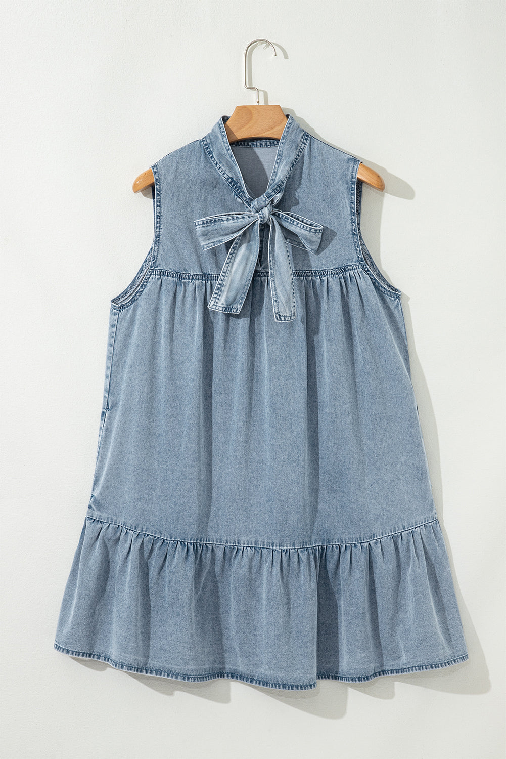 Blue Bowknot Neck Sleeveless Ruffled Chambray Dress
