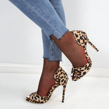 Load image into Gallery viewer, Leopard Print High Heels
