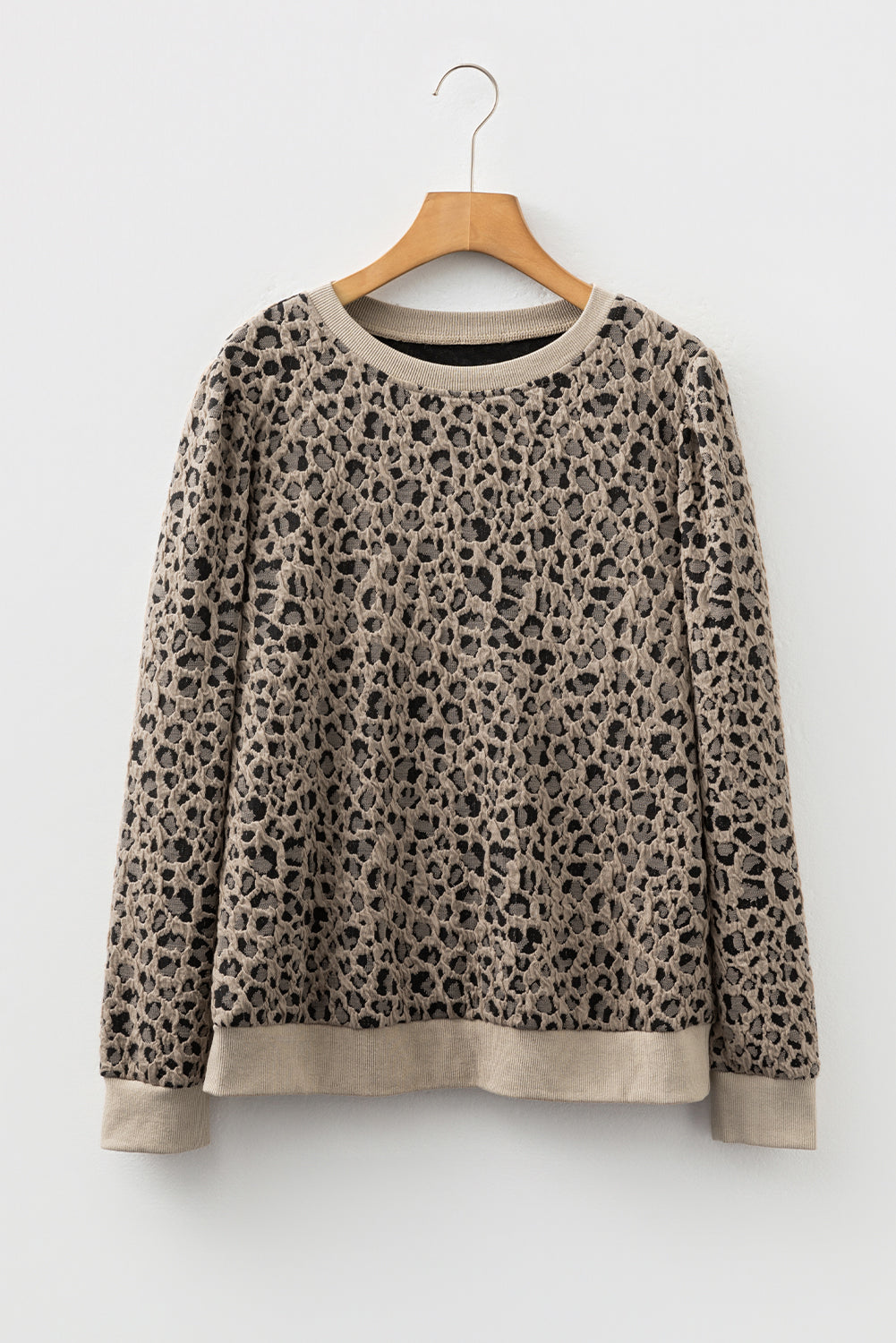 Ribbed Trim Leopard Top