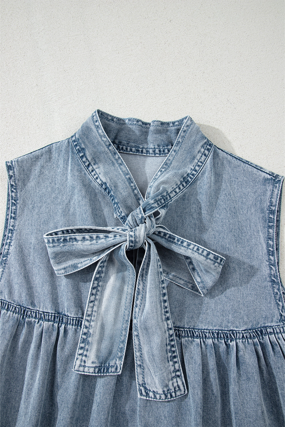 Blue Bowknot Neck Sleeveless Ruffled Chambray Dress