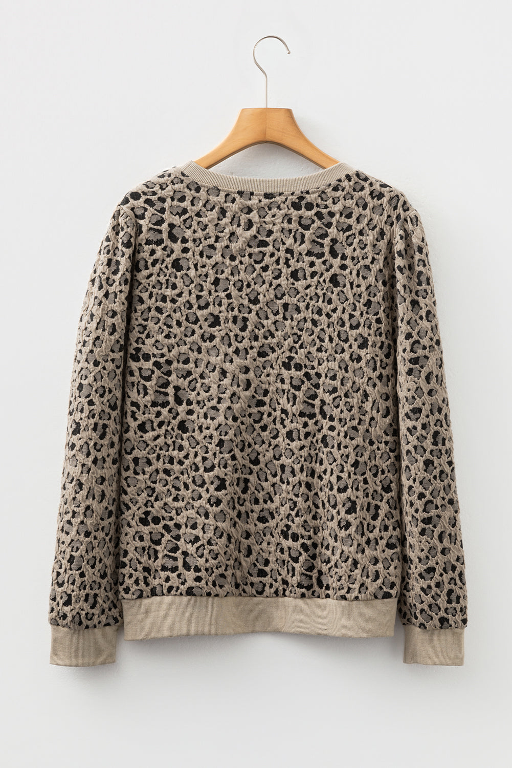 Ribbed Trim Leopard Top