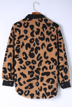 Load image into Gallery viewer, Black Contrast Trimmed Leopard Teddy Jacket
