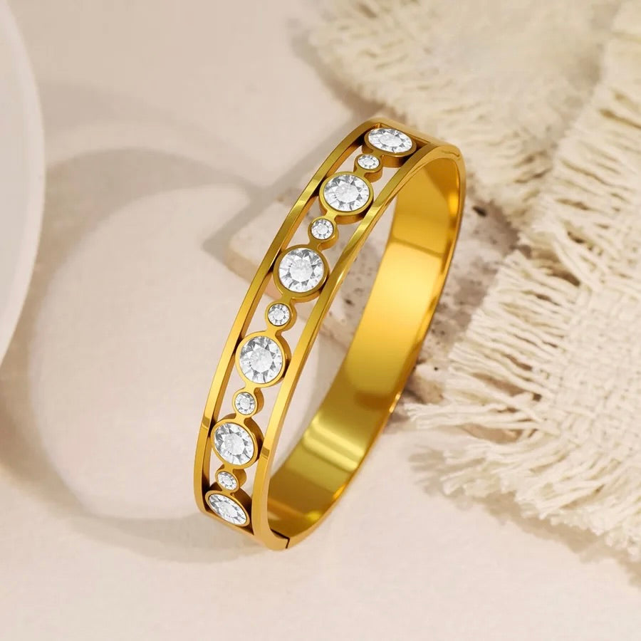 Ava Bracelet