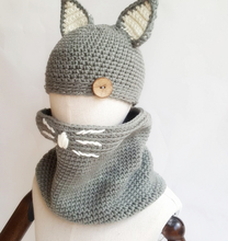 Load image into Gallery viewer, Knitted Hat &amp; Neck Warm Set
